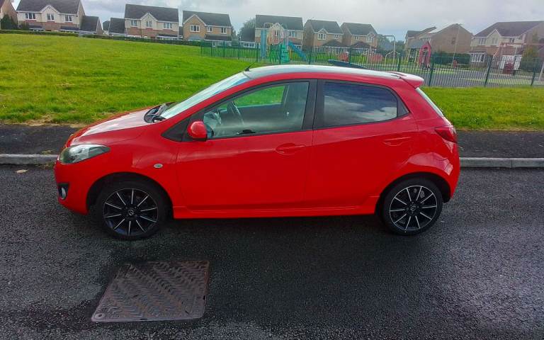 Mazda 2 Black limited edition, Hatchback, 2012, Manual, 1349 (cc), 5 doors