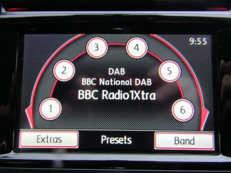 Volkswagen Passat 2.0 TDI Bluemotion Tech Executive Auto Estate GREAT CONDITION