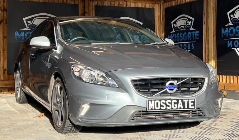 2015 Volvo V40 D2 R DESIGN 5dr HATCHBACK DIESEL Manual