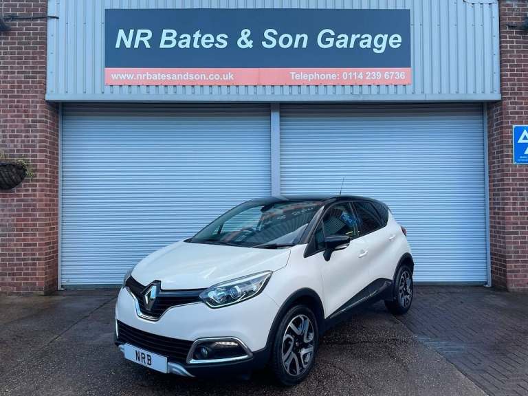 2016 Renault Captur SIGNATURE NAV TCE Hatchback Petrol Manual