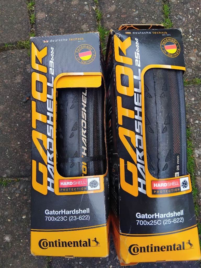 New in box Continental gator hardshell Bike tyre