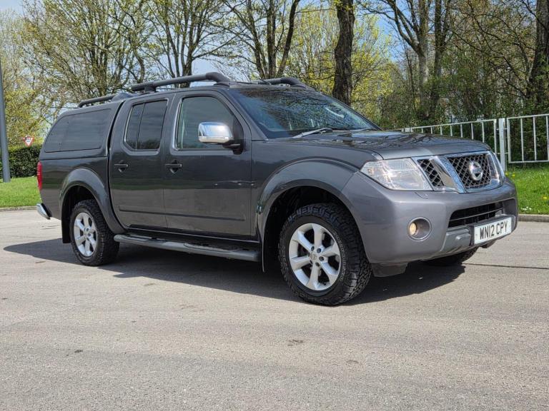 2012 Nissan Navara Double Cab Pick Up Tekna 2.5dCi 190 4WD PICK UP DIESEL Manual