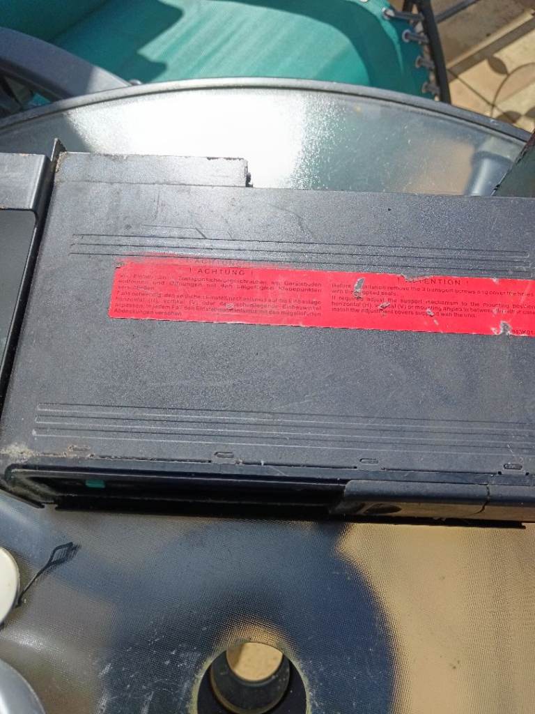 Mini R50 rear multi CD player, for spares or repairs, not sure if working 