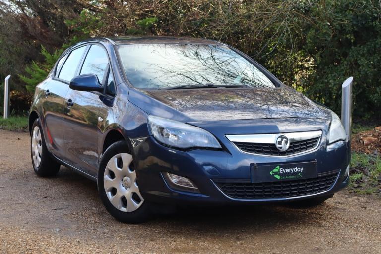 2010 Vauxhall Astra 1.4i 16V Exclusiv 5dr **ULEZ Compliant** HATCHBACK Petrol Manual