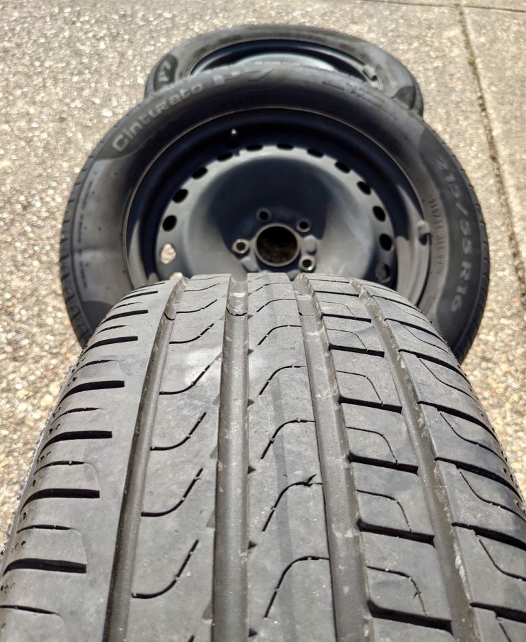 Four Pirelli P7 Centurato Blue Efficiency 215/55R16 97W tyres on steel wheels