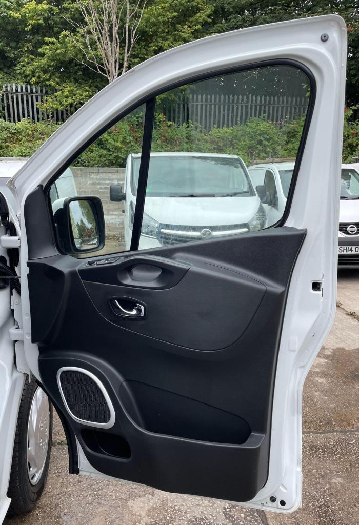 2018 Vauxhall Vivaro 1.6 CDTi 2900 Sportive L1 H1 Euro 6 5dr PANEL VAN Diesel Manual