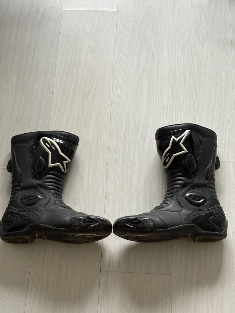 Alpine stars motorbike boot