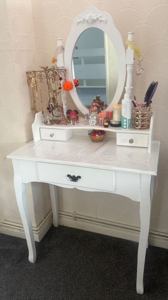 image for dressing table with drawers and mirror 🪞 