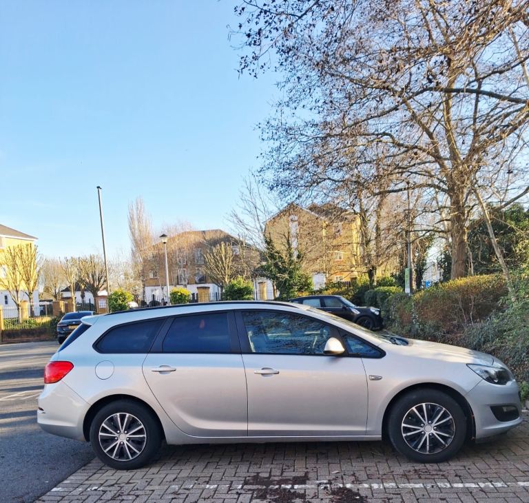 Vauxhall, ASTRA, Estate, 2013, Other, 1598 (cc), 5 doors