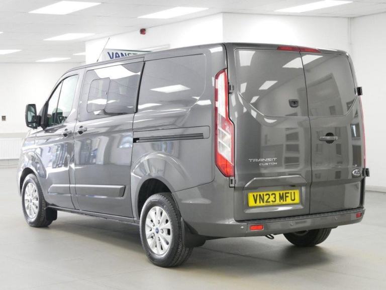 2023 TRANSIT CUSTOM 300 2.0 EBL 170 BHP SWB LIMITED AUTOMATIC CREWCAB ( NO VAT )
