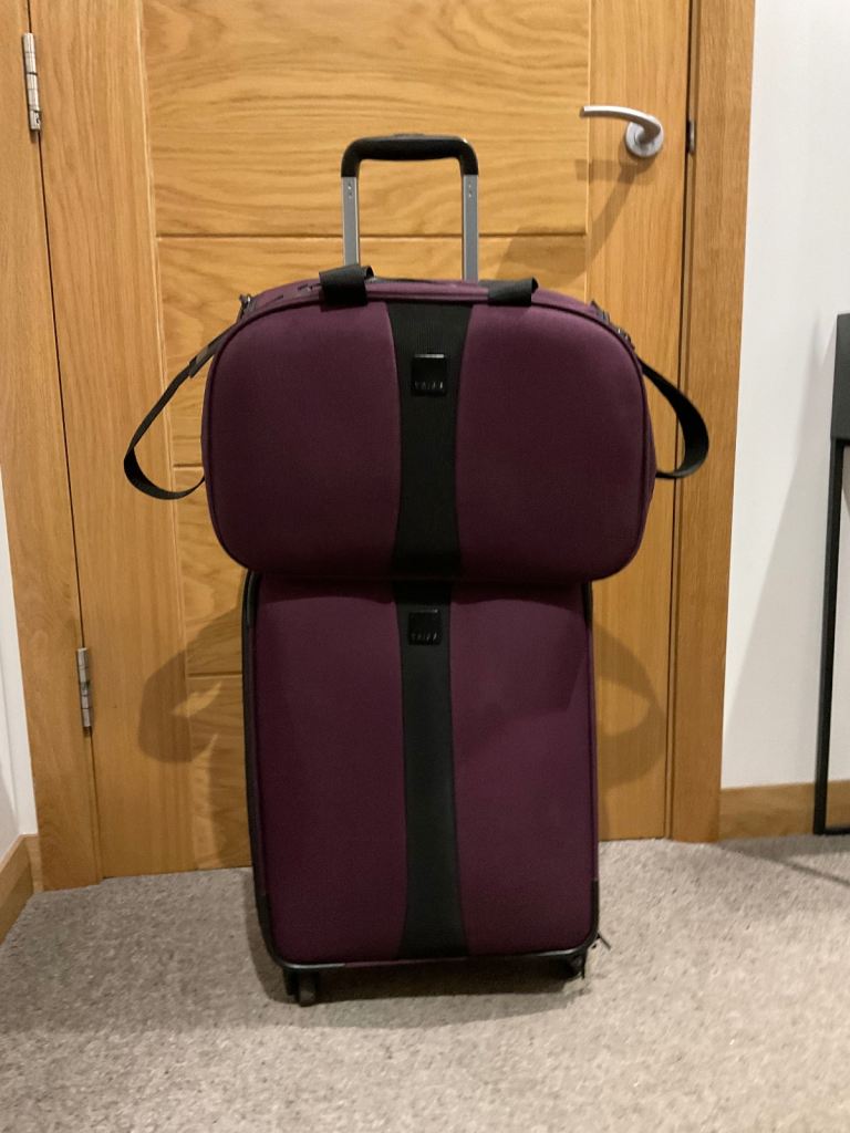 Tripp light weight cabin case complete with flight bag