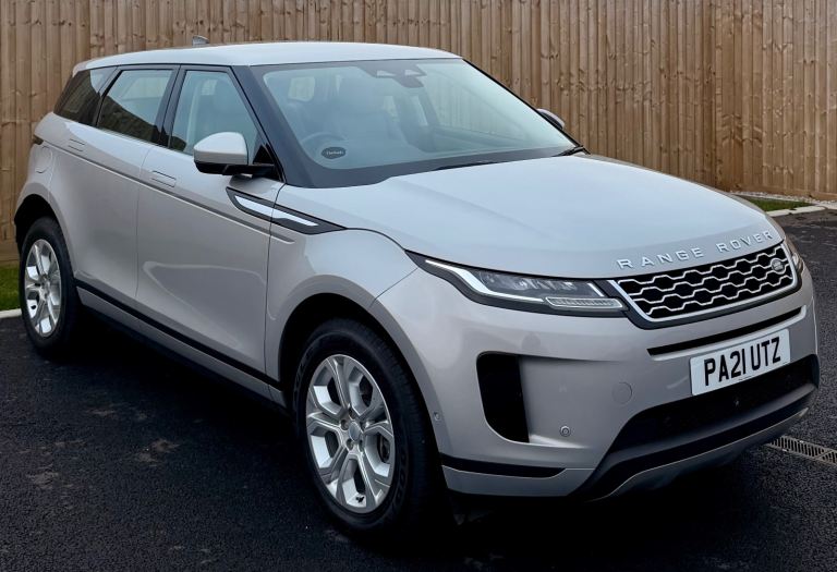 Range Rover Evoque S P300 Auto – Petrol Hybrid – 1 Owner – Full Service History