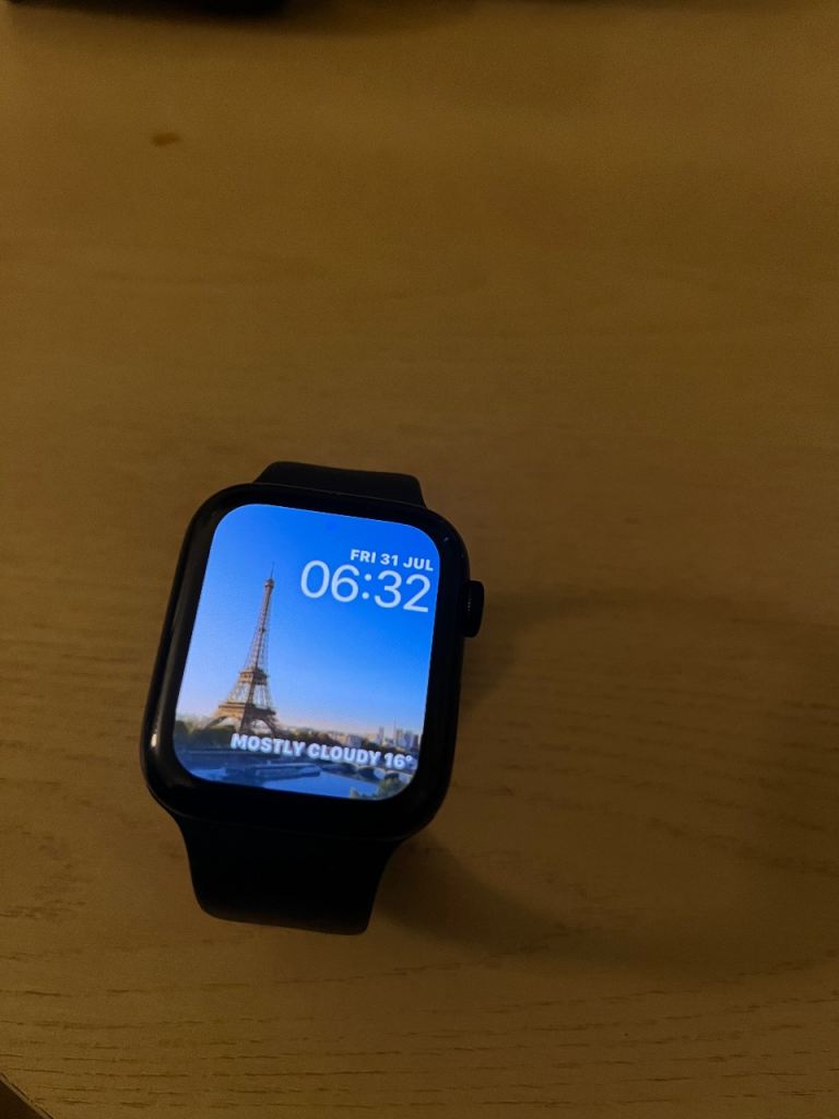 Apple Watch SE (2nd Gen) GPS 44mm Aluminium Case