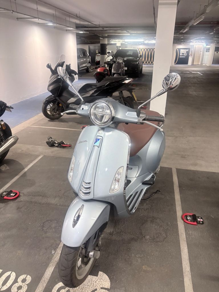 Piaggio, VESPA, 2021, 49 (cc)