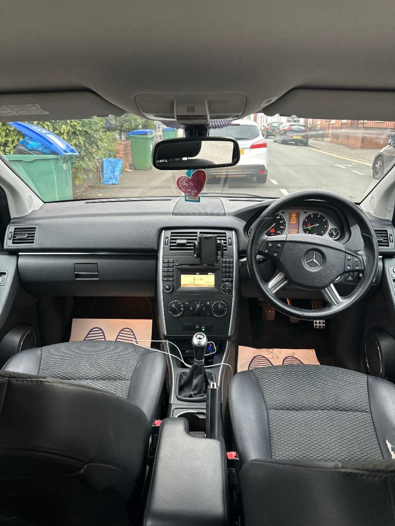 Mercedes-Benz, B CLASS, MPV, 2011, Manual, 1498 (cc), 5 doors