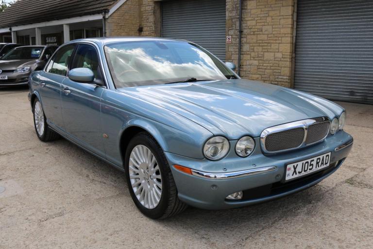Jaguar XJ 2.7 TDVi Sovereign 4dr Diesel Automatic