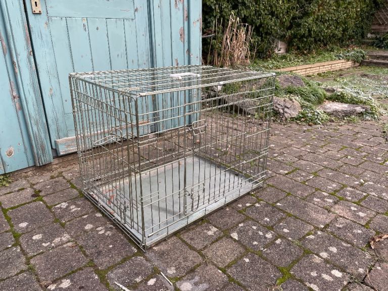 Dog crate