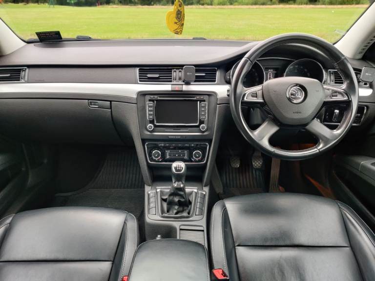 Skoda, SUPERB, Estate, 2014, Manual, 1968 (cc), 5 doors