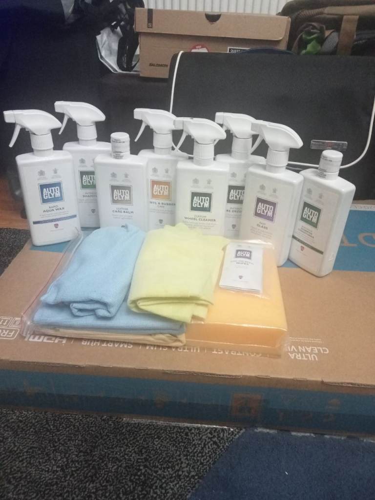 Auto glym cleaning products 