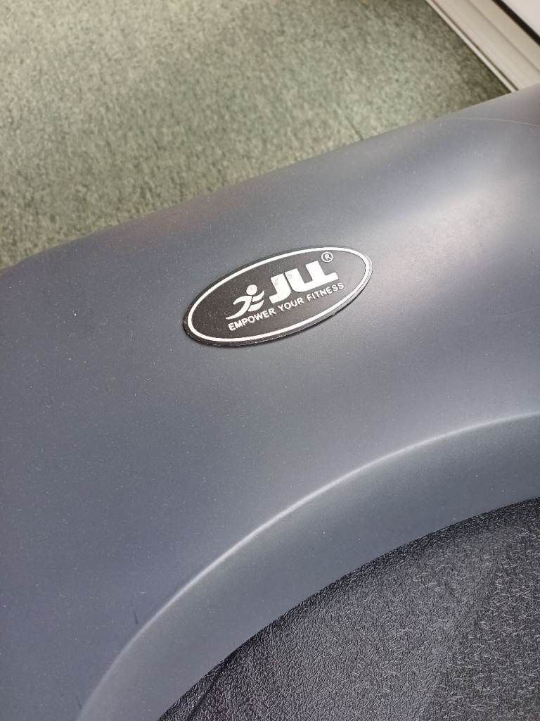 JLL Treadmill /Jogging Machine-Good condition