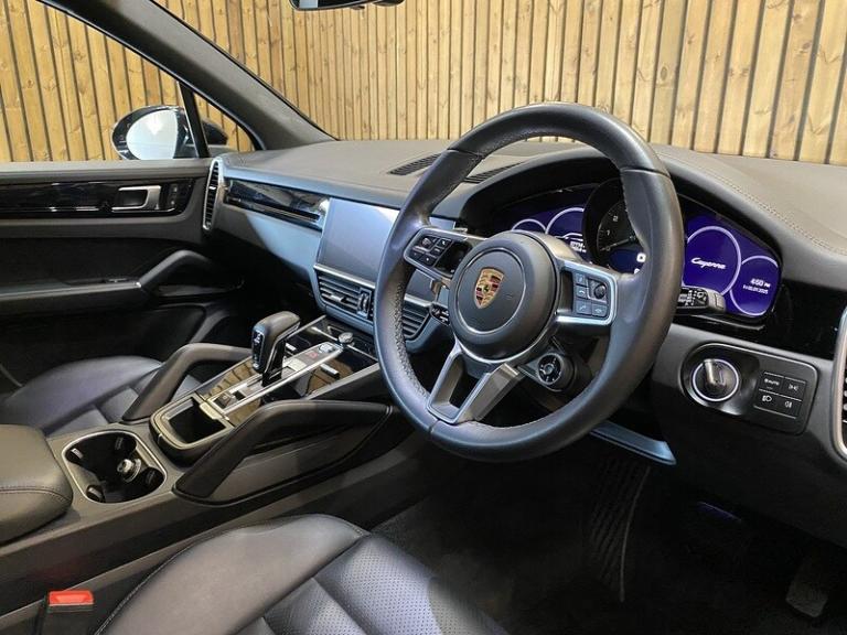 2022 Porsche Cayenne V6 E-Hybrid SUV HYBRID Automatic