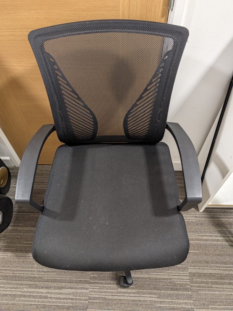 Black Mesh Office Chair with Armrests – Good Condition