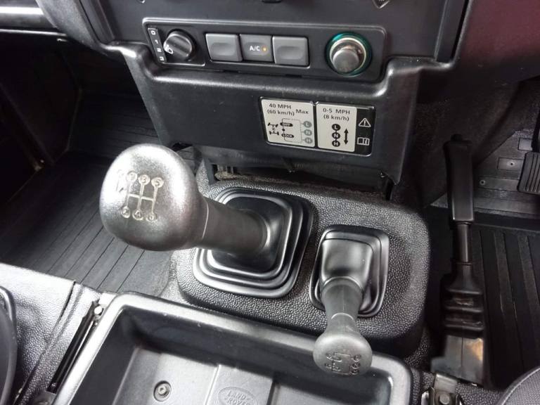 2016 Land Rover Defender Hard Top TDCi [2.2] PANEL VAN DIESEL Manual