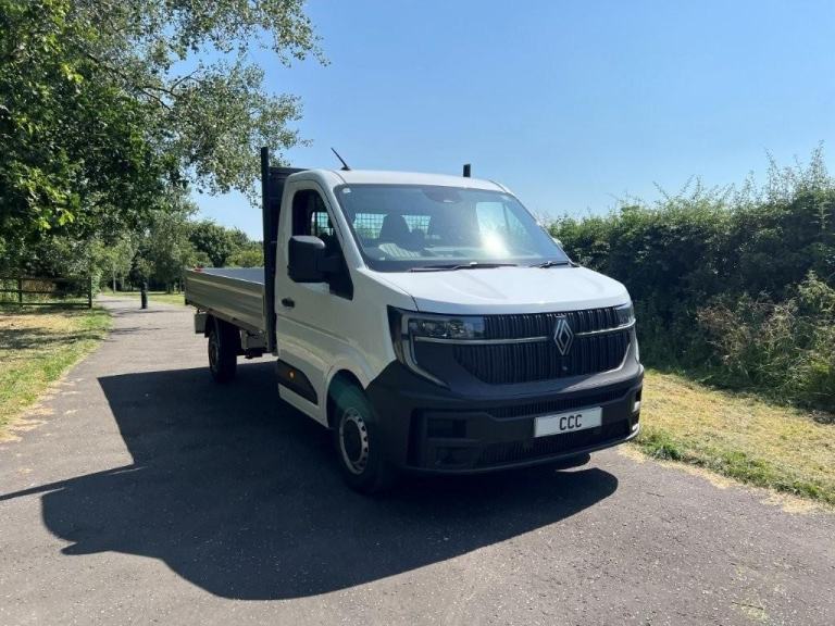 Pre Reg July 2026 Renault Master 2.0 dCi LL35 Advance (150) Dropside