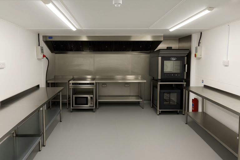 Bright Commercial Kitchen to rent