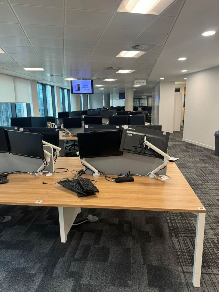 JOBLOT Office Furniture SURPLUS STOCK For Sale Over 100 Desks/Chairs/Cabinets/Cupboards 8