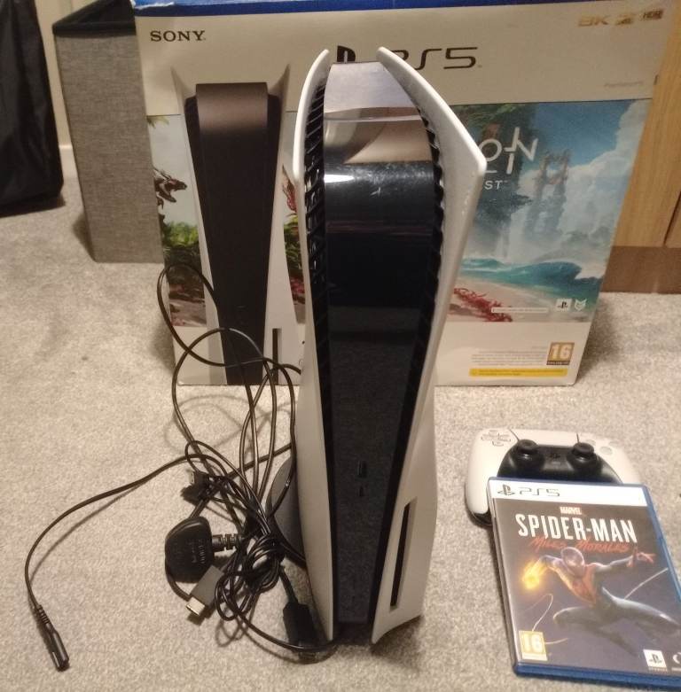 Playstation 5 1TB Disc Version Console and Controller