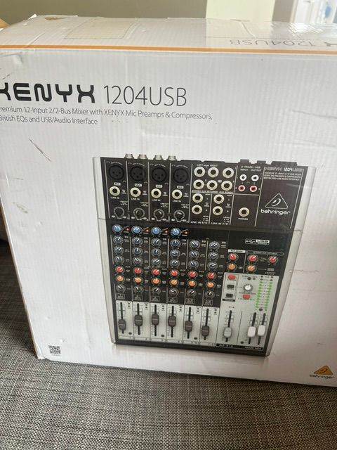 Behringer Xenyx 1204USB Mixer – Premium 12-Input - brand new in box