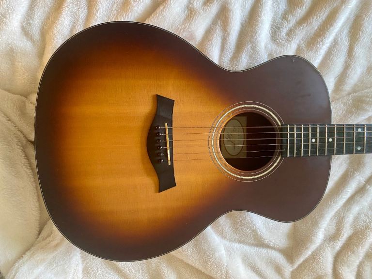 Taylor 114e electric acoustic 
