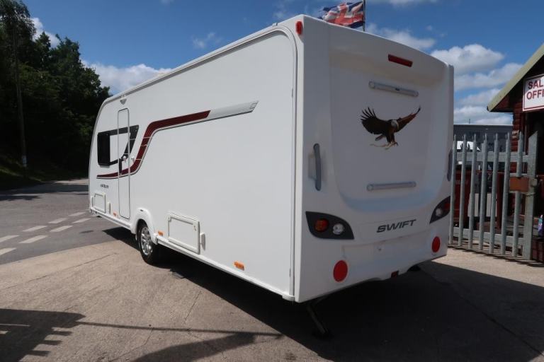 2017 SWIFT Astbury Major 4SB 