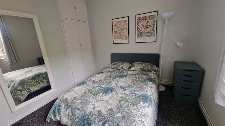 3 Bed Flat in E1 • Near City & QMUL • Some Bills Included