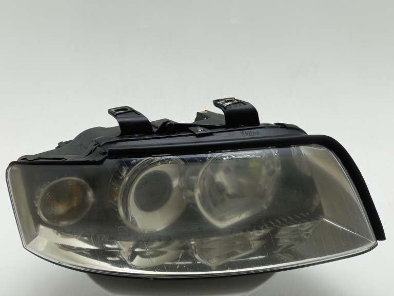Audi A4 Headlamp Headlight O/S 2000-2006 4 Door Saloon Rh 8e0941030e