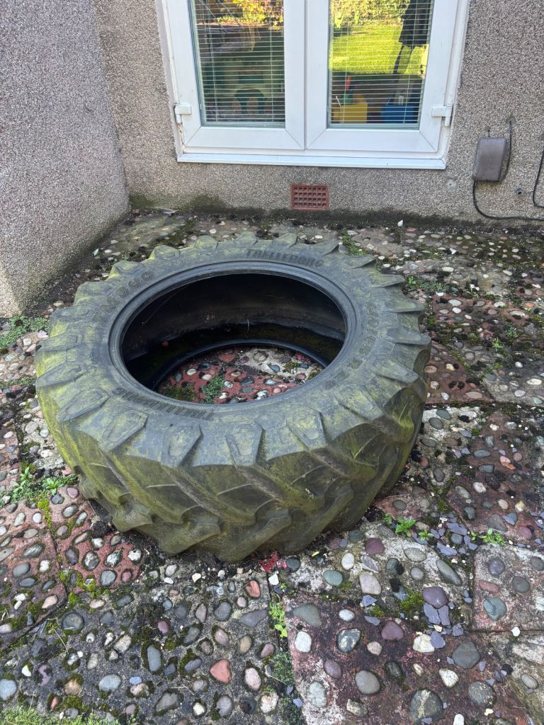 Free tractor tyre