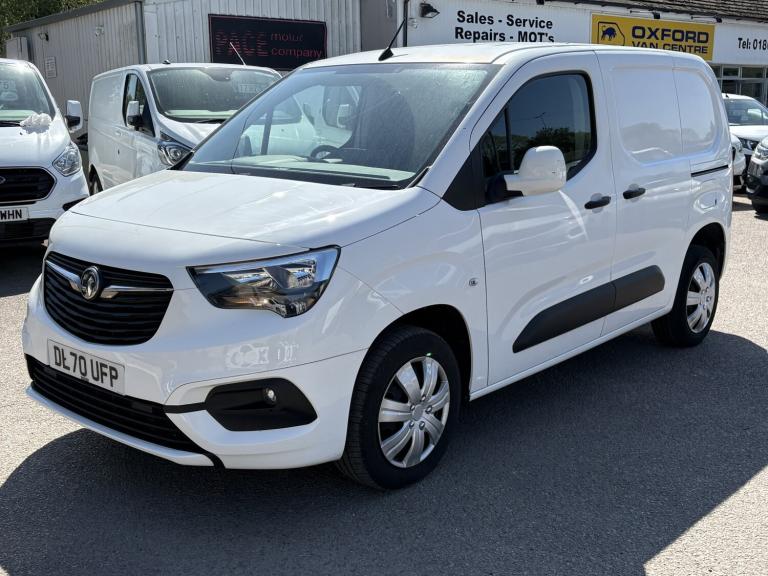 VAUXHALL COMBO 1.5 Turbo D 2300 Sportive +8,975 Plus VAT+ Van for sale