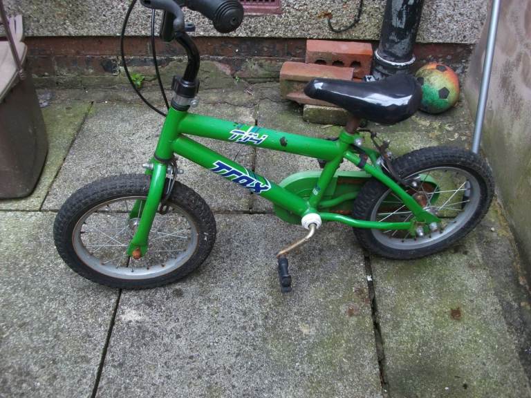 Childs Bike - needs some attention