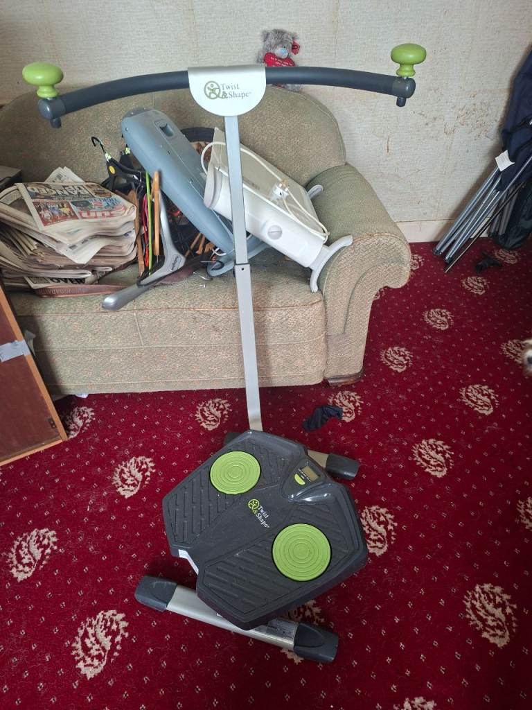 Twist and shout exercise item