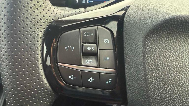 2025 Ford Puma 1.0 EcoBoost Hybrid mHEV ST-Line X 5dr DCT Hatchback Petrol Automatic