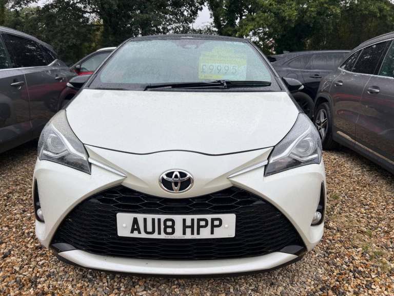 2018 Toyota Yaris 1.5 VVT-i Blue Bi-tone 5dr HATCHBACK PETROL Manual