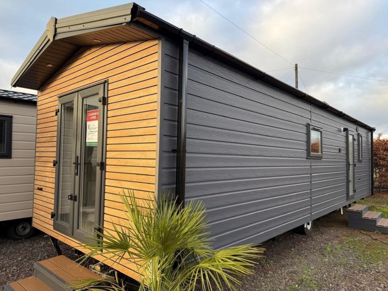 CONTEMPORARY MINI 2 BED 32X10 • COMPACT TEN FT • OFF SITE SALE • £28,995