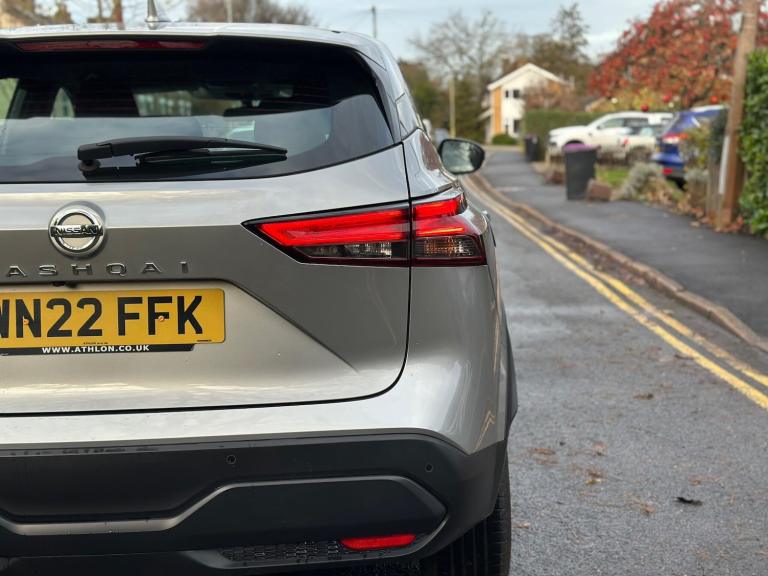 2022 Nissan Qashqai 1.3 DIG-T MHEV Acenta Premium XTRON Euro 6 (s/s) 5dr HATCHBACK Petrol/Electri...