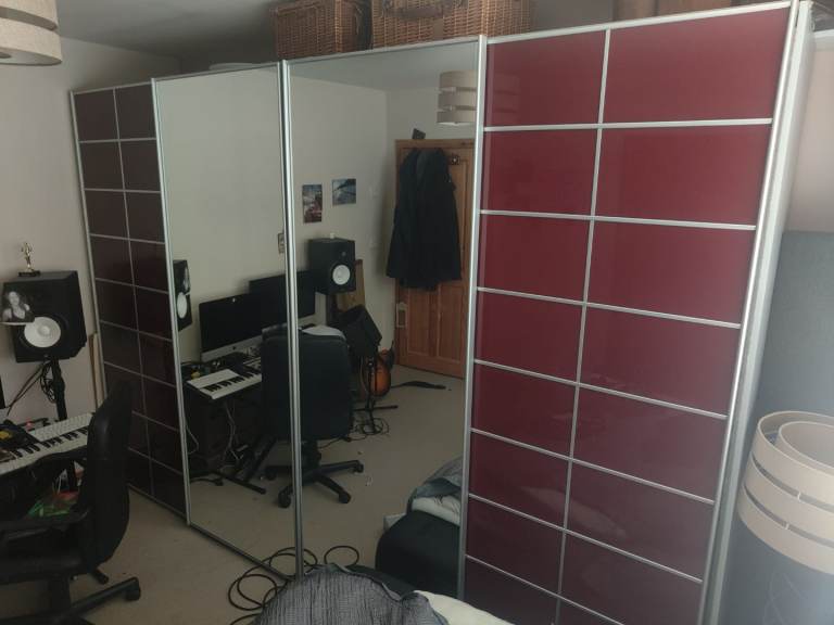 Large sliding wardrobe 