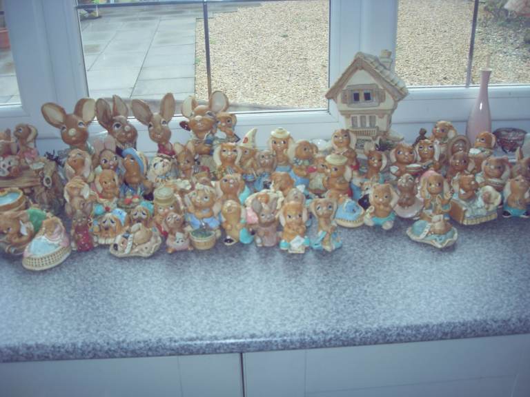 LARGE PENDELFIN COLLECTION STONEWARE RABBITS HOUSE , RAFT , MANY RABBITS 