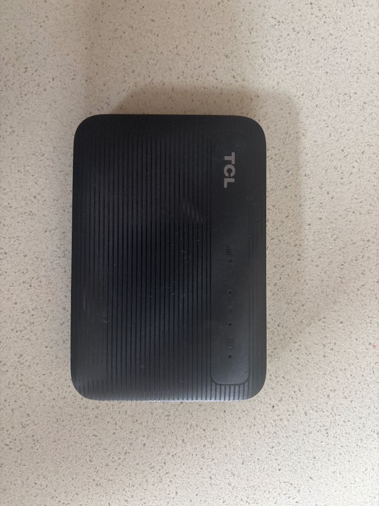 TCL 4g wireless wifi router - just add your sim card 