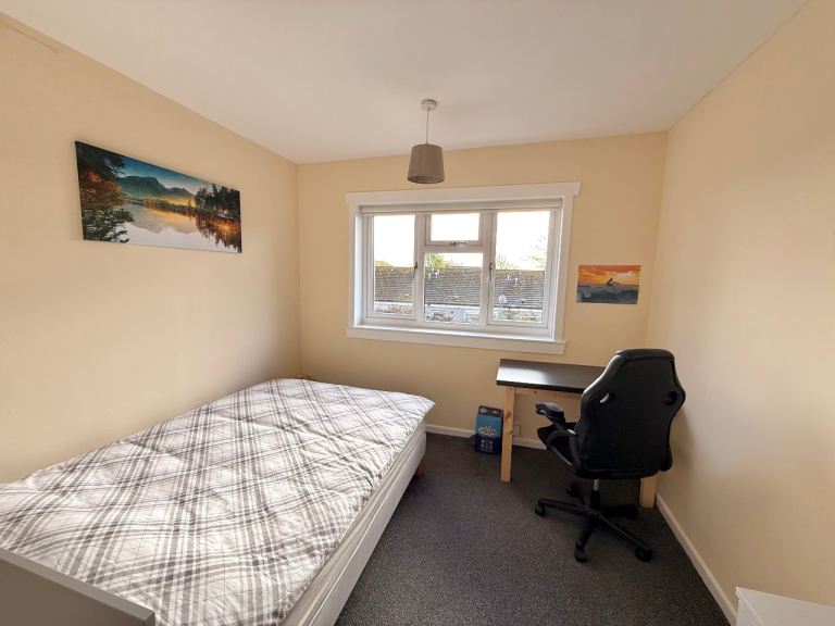 Room for rent 