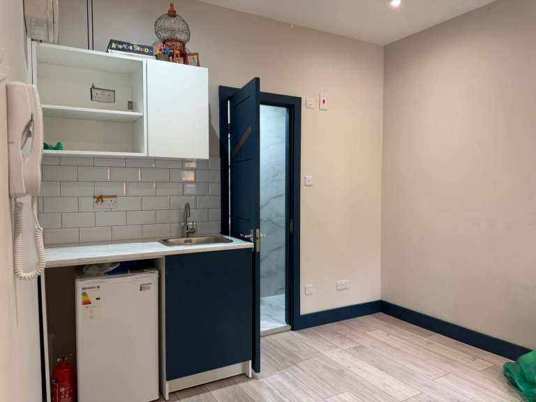 Self-contained studio flat in Lewisham - DSS Considered