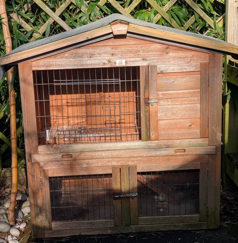 Rabbit Guinea Pig Wooden Hutch - Outdoor 2 Tier Ramp + Accessories 